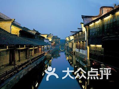 逃离沙漠小镇
